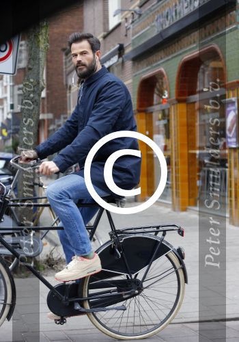 Amsterdam 18 maart 2016
Arie Boomsma op de fiets in Amsterdam.