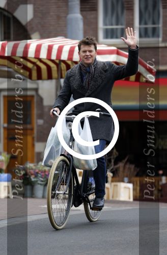 Amsterdam 23 maart 2016
Beau v Erven Dorens op de fiets in Amsterdam.