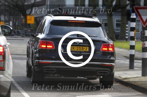 Amsterdam 9 april 2016 
De nieuwe Bentley jeep.