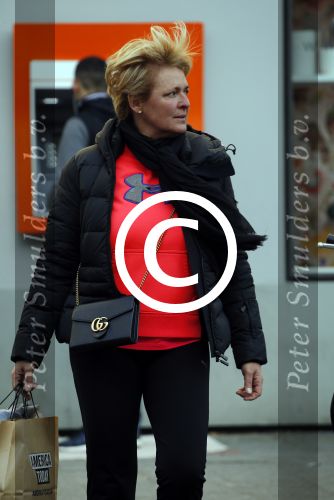 Amsterdam 14 maart 2016  
Caroline Tensen doet boodschappen in Amsterdam zuid.