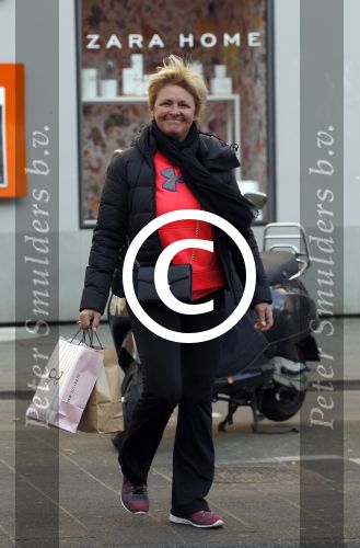 Amsterdam 14 maart 2016  
Caroline Tensen doet boodschappen in Amsterdam zuid.