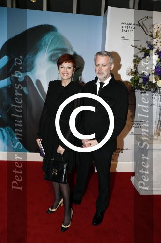 Amsterdam 15 april 2016
Premiere Natiuonaal Ballet in de stopera. Chazia Mourali met man Marc Schreuder