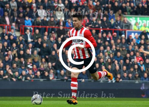 Eindhoven, 20 Maart 2016 Kompetitiewedstrijd PSV-AJAX, eindstand 0-2
Davy Propper