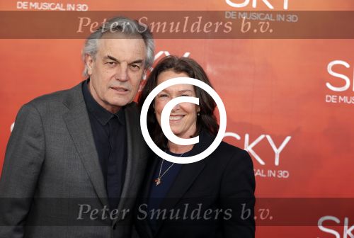 Amsterdam  3 april 2016
Premiere musical Sky in het Amsterdam theater.
Derek de Lint met vrouw