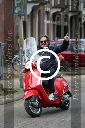 Amsterdam 8 april 2016
Dirk Zeelenberg op zijn vespa scooter