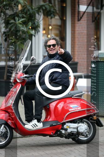 Amsterdam 8 april 2016
Dirk Zeelenberg op zijn vespa scooter