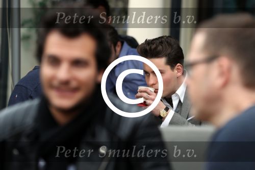 Amsterdam 9 april 2016 
Bijeenkomst van deelnemers aan het eurovision songfestival in het vondelpark.
Douwe Bob is de nederlandse inzending.