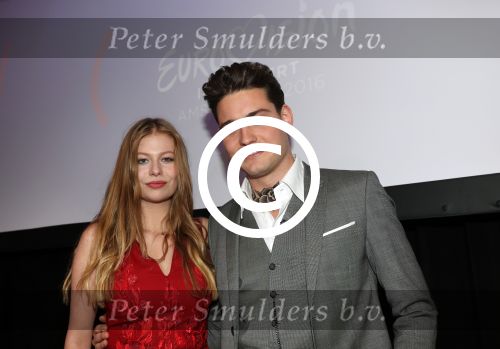 Amsterdam 9 april 2016 
Bijeenkomst van deelnemers aan het eurovision songfestival in het vondelpark.
Douwe Bob is de nederlandse inzending.