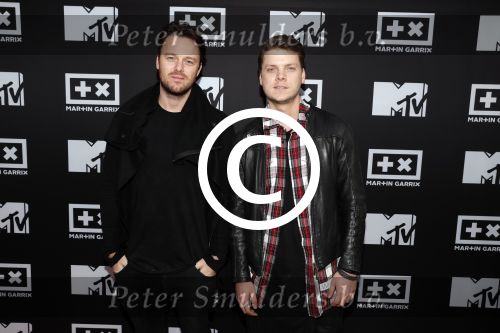 Amsterdam 11 april 2016
Premiere documentaire Martin Garrix in tuschinski. Dubvision Steve Leichner en Viktor Leicer