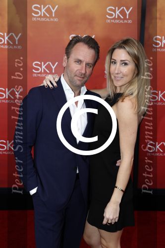 Amsterdam  3 april 2016
Premiere musical Sky in het Amsterdam theater.
Edgar Meier met vriendin