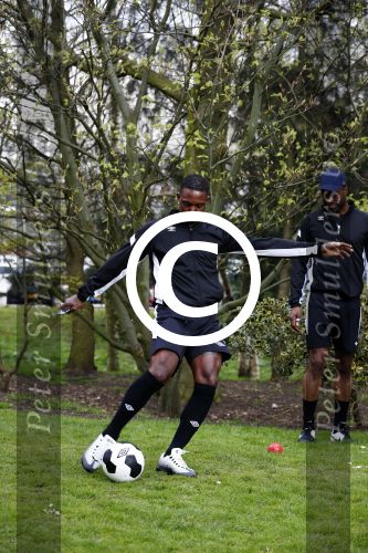 Rotterdam 13 april 2016
Life after Football LAF Voet golf met oa Eljero Elia Najib Amhali Pierre v Hooijdonk Fajah Lourens Joelle Witschge Ramon Beuk Evgeniy Levchencko Michael Mols Romano Denneboom Kahlid Boularouz en de organisatoren Regi Blinker enSoufian Asafiati