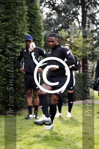 Rotterdam 13 april 2016
Life after Football LAF Voet golf met oa Eljero Elia Najib Amhali Pierre v Hooijdonk Fajah Lourens Joelle Witschge Ramon Beuk Evgeniy Levchencko Michael Mols Romano Denneboom Kahlid Boularouz en de organisatoren Regi Blinker enSoufian Asafiati