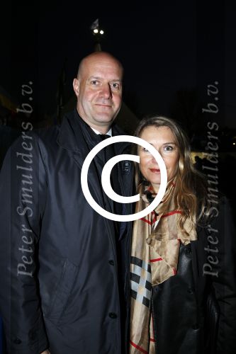 Amsterdam 17 maart 2016
Premiere circus du soleil bij amsterdam arena.
Elle v Rijn met vriend