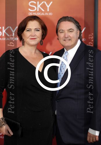 Amsterdam  3 april 2016
Premiere musical Sky in het Amsterdam theater.
Erwin v Lambaart met vrouw
