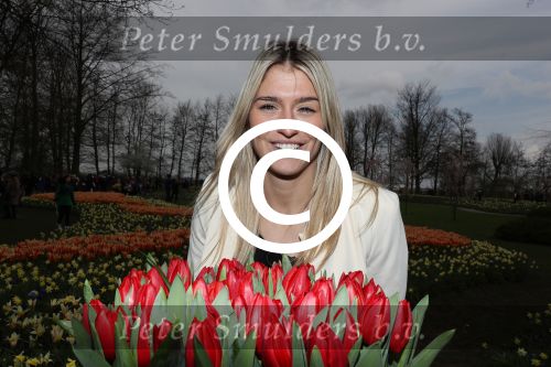 Lisse 9 april 2016
Doop van tulip Estavana Polman in de keukenhof. Estavana is de nieuwe vriendin van Rafael v d Vaart. Haar ouders zijn ook aanwezig.