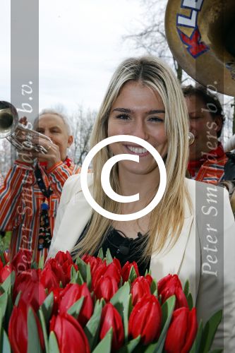 Lisse 9 april 2016
Doop van tulip Estavana Polman in de keukenhof. Estavana is de nieuwe vriendin van Rafael v d Vaart. Haar ouders zijn ook aanwezig.