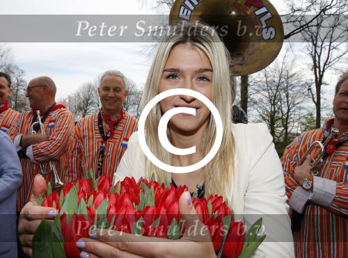 Lisse 9 april 2016
Doop van tulip Estavana Polman in de keukenhof. Estavana is de nieuwe vriendin van Rafael v d Vaart. Haar ouders zijn ook aanwezig.