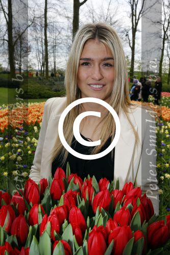 Lisse 9 april 2016
Doop van tulip Estavana Polman in de keukenhof. Estavana is de nieuwe vriendin van Rafael v d Vaart. Haar ouders zijn ook aanwezig.