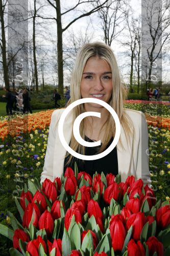 Lisse 9 april 2016
Doop van tulip Estavana Polman in de keukenhof. Estavana is de nieuwe vriendin van Rafael v d Vaart. Haar ouders zijn ook aanwezig.