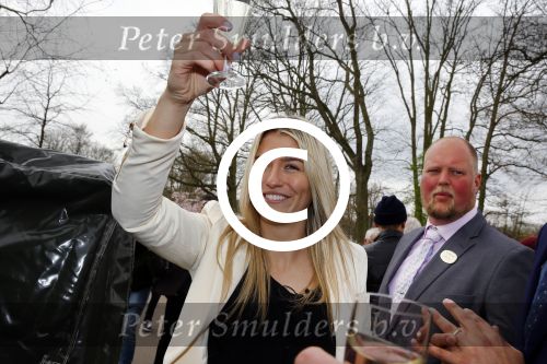 Lisse 9 april 2016
Doop van tulip Estavana Polman in de keukenhof. Estavana is de nieuwe vriendin van Rafael v d Vaart. Haar ouders zijn ook aanwezig.