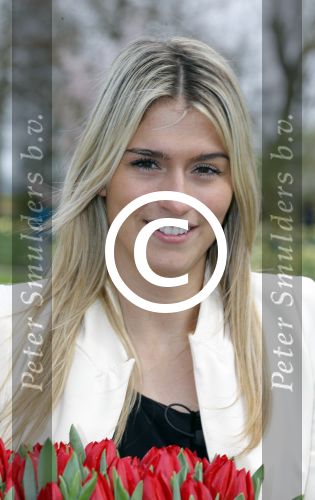 Lisse 9 april 2016
Doop van tulip Estavana Polman in de keukenhof. Estavana is de nieuwe vriendin van Rafael v d Vaart. Haar ouders zijn ook aanwezig.