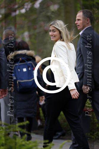 Lisse 9 april 2016
Doop van tulip Estavana Polman in de keukenhof. Estavana is de nieuwe vriendin van Rafael v d Vaart. Haar ouders zijn ook aanwezig.