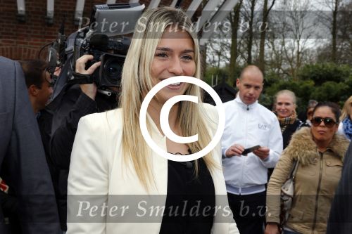 Lisse 9 april 2016
Doop van tulip Estavana Polman in de keukenhof. Estavana is de nieuwe vriendin van Rafael v d Vaart. Haar ouders zijn ook aanwezig.