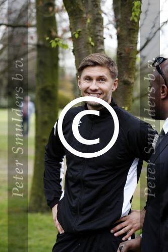 Rotterdam 13 april 2016
Life after Football LAF Voet golf met oa Eljero Elia Najib Amhali Pierre v Hooijdonk Fajah Lourens Joelle Witschge Ramon Beuk Evgeniy Levchencko Michael Mols Romano Denneboom Kahlid Boularouz en de organisatoren Regi Blinker enSoufian Asafiati