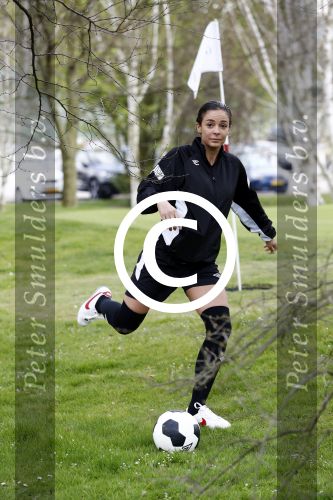 Rotterdam 13 april 2016
Life after Football LAF Voet golf met oa Eljero Elia Najib Amhali Pierre v Hooijdonk Fajah Lourens Joelle Witschge Ramon Beuk Evgeniy Levchencko Michael Mols Romano Denneboom Kahlid Boularouz en de organisatoren Regi Blinker enSoufian Asafiati