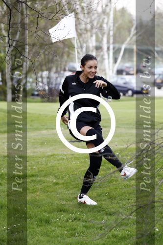 Rotterdam 13 april 2016
Life after Football LAF Voet golf met oa Eljero Elia Najib Amhali Pierre v Hooijdonk Fajah Lourens Joelle Witschge Ramon Beuk Evgeniy Levchencko Michael Mols Romano Denneboom Kahlid Boularouz en de organisatoren Regi Blinker enSoufian Asafiati