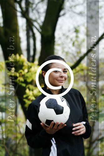 Rotterdam 13 april 2016
Life after Football LAF Voet golf met oa Eljero Elia Najib Amhali Pierre v Hooijdonk Fajah Lourens Joelle Witschge Ramon Beuk Evgeniy Levchencko Michael Mols Romano Denneboom Kahlid Boularouz en de organisatoren Regi Blinker enSoufian Asafiati