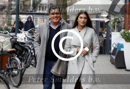 Amsterdam 22 maart 2016 
Frank Masmeijer met zijn dochter in Amsterdam zuid