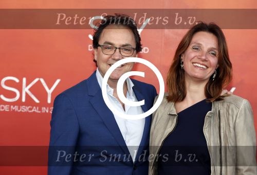 Amsterdam  3 april 2016
Premiere musical Sky in het Amsterdam theater.
Fred Boot met vrouw