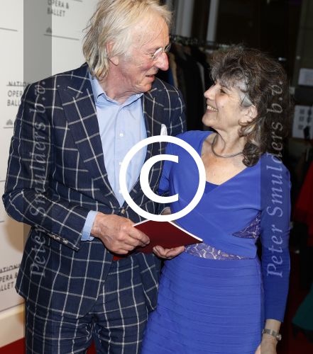Amsterdam 15 april 2016
Premiere Natiuonaal Ballet in de stopera.
Freek de Jonge en partner Hella Asser