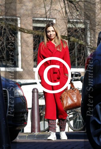 Amsterdam 17 maart 2016.
Georgina Verbaan en Patrick Martens op terras in Amsterdam.