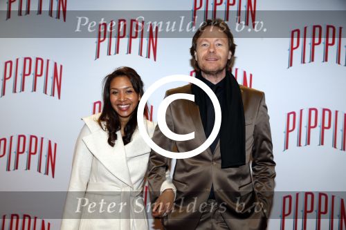 Amsterdam 10 maart 2016
Premiere Pippin in carre. Gijs Staverman met een collega