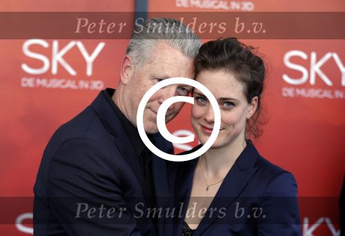 Amsterdam  3 april 2016
Premiere musical Sky in het Amsterdam theater. Hajo Bruins met vriendin