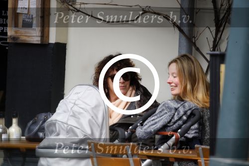 Amsterdam 31 maart 2016  
Henriette Tol op terras.