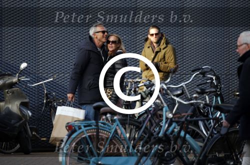 Amsterdam 14 maart 2016 
Jaap Jongbloed met zijn nieuwe vriendin Paola Goldsteen.