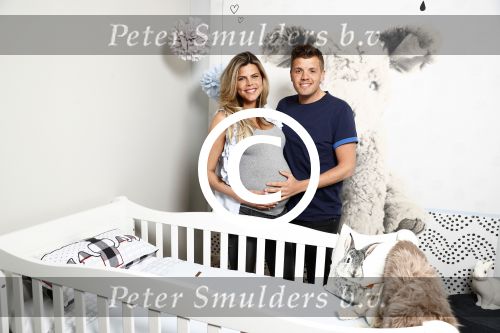Hilversum 14 april 2016
Jaap Reesema en zijn zwangere vriendin Kim Kotter in de babykamer.