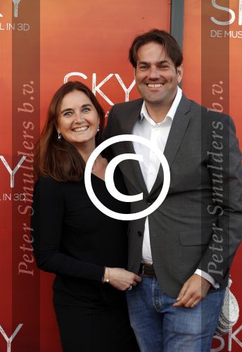 Amsterdam  3 april 2016
Premiere musical Sky in het Amsterdam theater.
Jean Luc Zeguers met vrouw