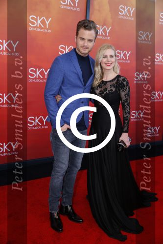 Amsterdam  3 april 2016
Premiere musical Sky in het Amsterdam theater.
Jim bakkum met Bettina Holwerda
