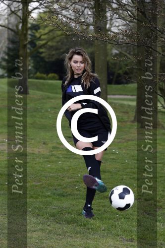 Rotterdam 13 april 2016
Life after Football LAF Voet golf met oa Eljero Elia Najib Amhali Pierre v Hooijdonk Fajah Lourens Joelle Witschge Ramon Beuk Evgeniy Levchencko Michael Mols Romano Denneboom Kahlid Boularouz en de organisatoren Regi Blinker enSoufian Asafiati