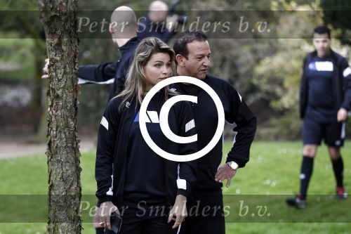 Rotterdam 13 april 2016
Life after Football LAF Voet golf met oa Eljero Elia Najib Amhali Pierre v Hooijdonk Fajah Lourens Joelle Witschge Ramon Beuk Evgeniy Levchencko Michael Mols Romano Denneboom Kahlid Boularouz en de organisatoren Regi Blinker enSoufian Asafiati