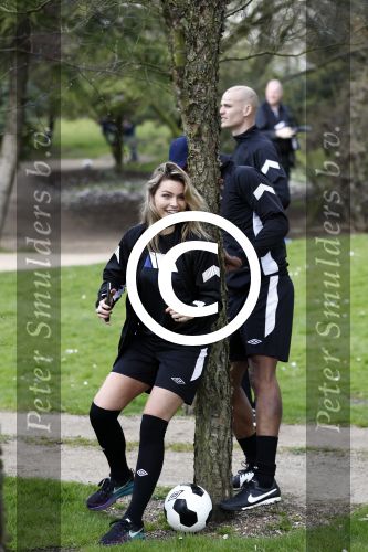 Rotterdam 13 april 2016
Life after Football LAF Voet golf met oa Eljero Elia Najib Amhali Pierre v Hooijdonk Fajah Lourens Joelle Witschge Ramon Beuk Evgeniy Levchencko Michael Mols Romano Denneboom Kahlid Boularouz en de organisatoren Regi Blinker enSoufian Asafiati
