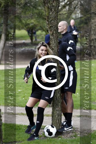 Rotterdam 13 april 2016
Life after Football LAF Voet golf met oa Eljero Elia Najib Amhali Pierre v Hooijdonk Fajah Lourens Joelle Witschge Ramon Beuk Evgeniy Levchencko Michael Mols Romano Denneboom Kahlid Boularouz en de organisatoren Regi Blinker enSoufian Asafiati