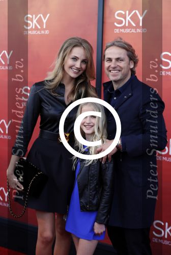 Amsterdam  3 april 2016
Premiere musical Sky in het Amsterdam theater.
Kelly Weekers met Day en John Ewbank