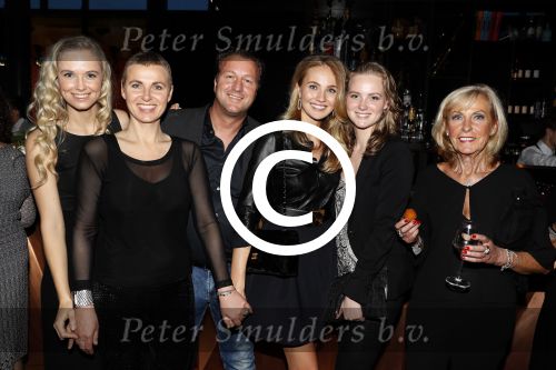 Amsterdam 3 april 2016
Premiere musical Sky in het Amsterdam theater. familie John Ewbank en Kelly Weekers