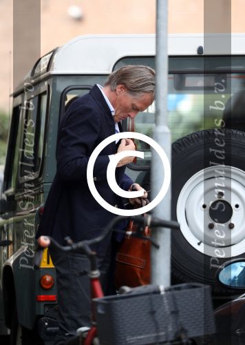 Amsterdam 9 april 2016
Jort Kelder in Amsetrdam zuid. Hij gaat naar suit supply