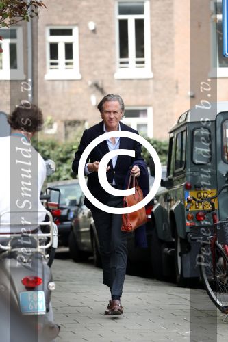 Amsterdam 9 april 2016
Jort Kelder in Amsetrdam zuid. Hij gaat naar suit supply